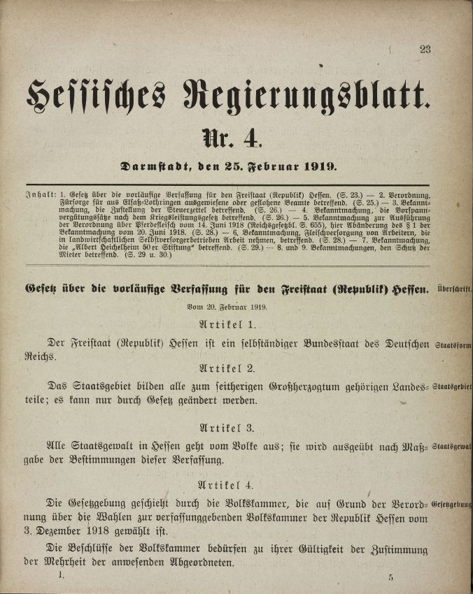 Collage: „Vorläufige Verfassung für den Freistaat (Republik) Hessen“ vom 20.2.1919 und „Die Hessische Verfassung“ vom 12.12.1919
