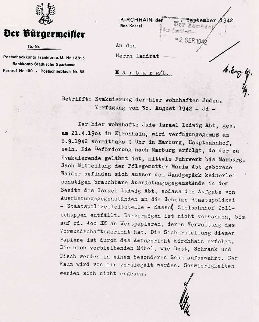 Schreiben des Bürgermeisters von Kirchhain an den Landrat in Marburg über die Deportation des gelähmten Juden Israel Ludwig Abt aus Kirchhain, 1. September 1942