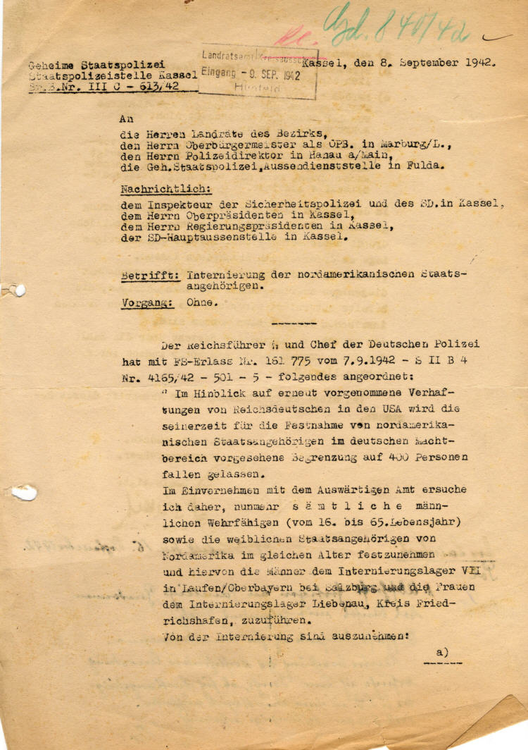 Gestapo Kassel an die Landräte des Bezirks:  Internierung der nordamerikanischen Staatsangehörigen