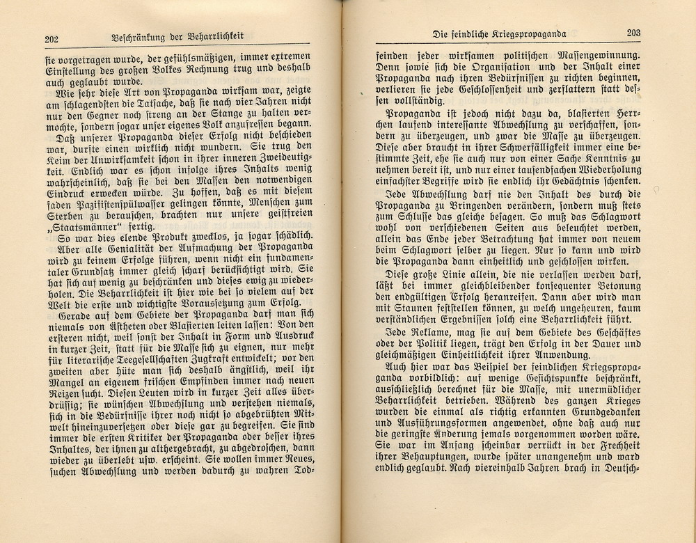 Adolf Hitler, Kriegspropaganda, aus: Mein Kampf, 32. Aufl., 1933 (Erster Band, Eine Abrechung, Kap. 6, 1925)