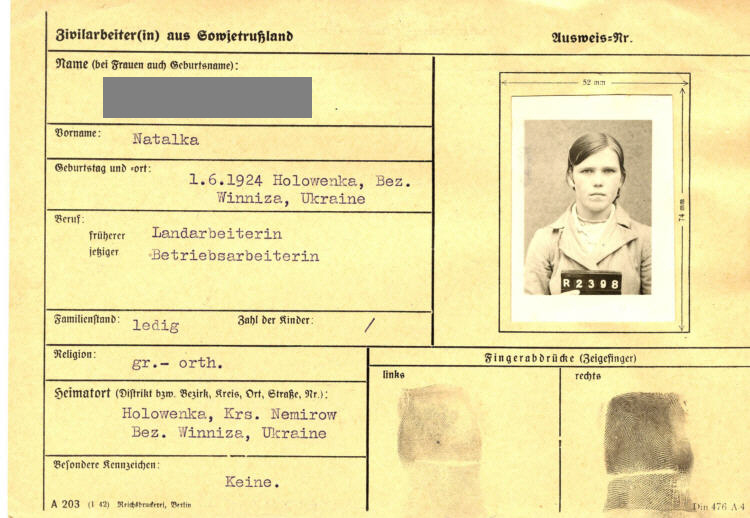 Zivilarbeiterin aus Sowjetrußland: DAG Allendorf , Kreis Marburg (Lager Allendorfer Höhe). Am 25. Februar 1944 nach Lager Pfaffenwald bei Hersfeld „verzogen“.