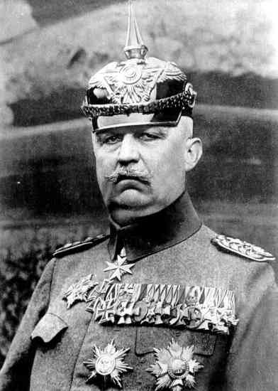 Über die Ursachen der Niederlage äußerte sich Major Erich Frhr. von dem Bussche im Auftrag der OHL vor den Parteiführern des Reichstages am 2.10.1918