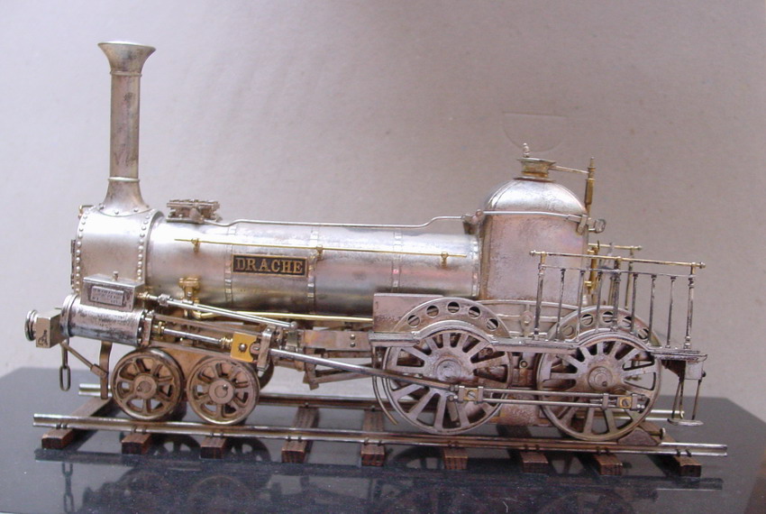 Modell Henschel-Lokomotive „Drache“ von Friedrich Wilhelm Philipp, Jubiläumsgeschenk zum 100jährigen Bestehen der Firma Henschel, 1910.