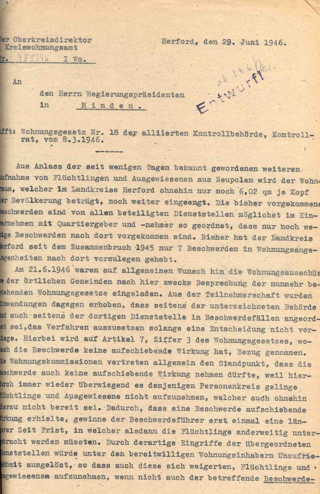 Wohnungsgesetz Nr. 18 der alliierten Kontrollbehörde (Herford, den 29. Juni 1946) und Fragebogen zur Flüchtlingslage und -Unterbringung im Kreis Herford (Minden, den 29. Oktober 1946).