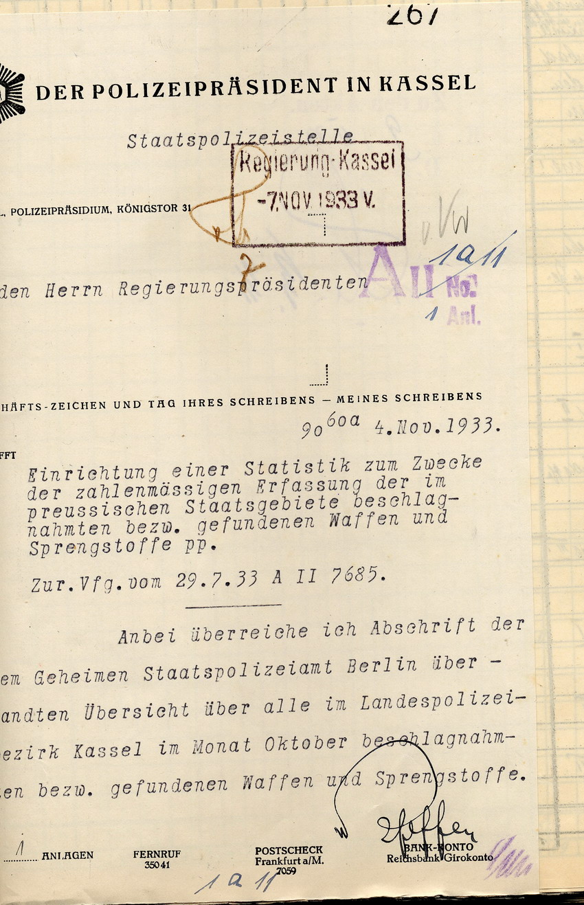 Übersicht des Polizeipräsidenten über die beschlagnahmten bzw. gefundenen Waffen und Sprengstoffe in der Provinz Hessen-Nassau, Staatspolizeistelle Kassel, für den Monat Oktober 1933, Kassel, den 4. November 1933.