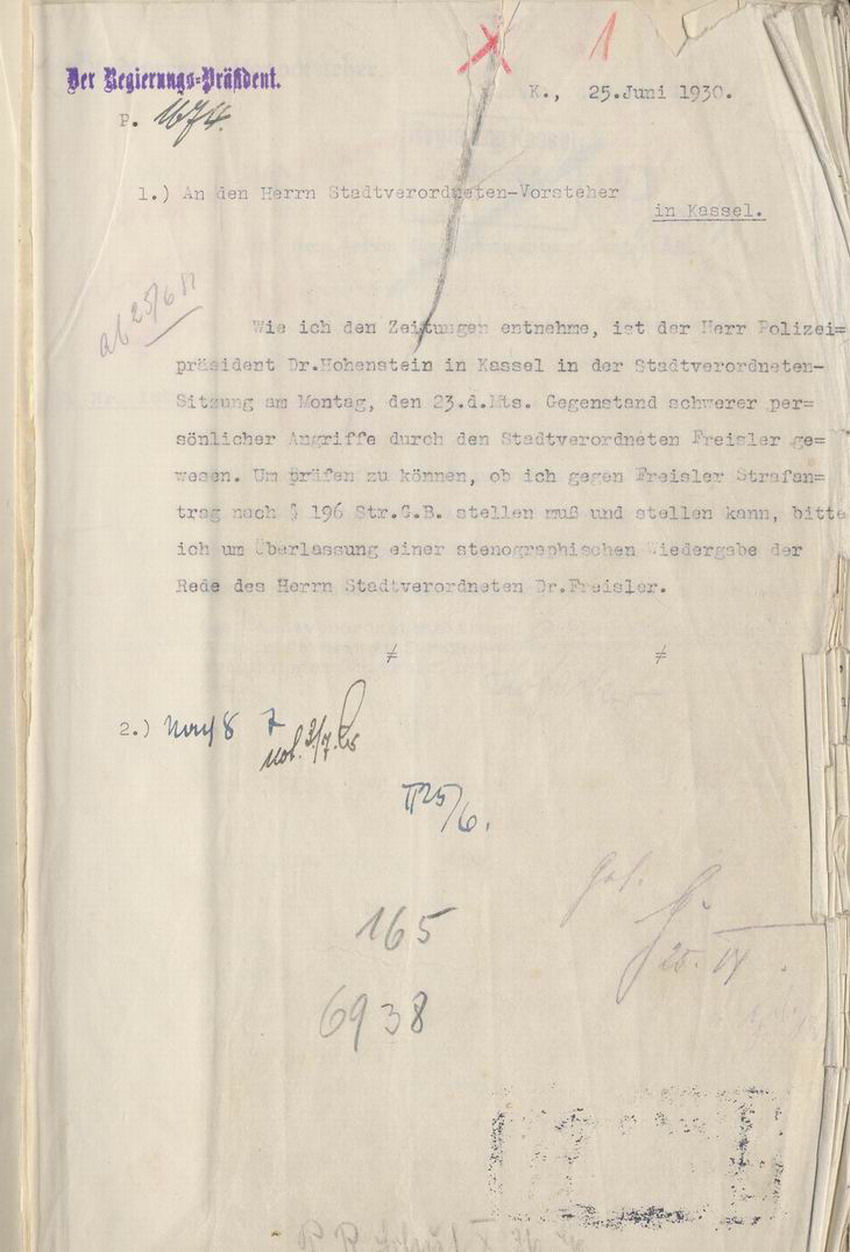 Amtliche Korrespondenz über die stenographische Niederschrift der Äußerungen Freislers aus der Stadtverordnetenversammlung vom 23. Juni 1930, Kassel, den 25. und 28. Juni 1930.