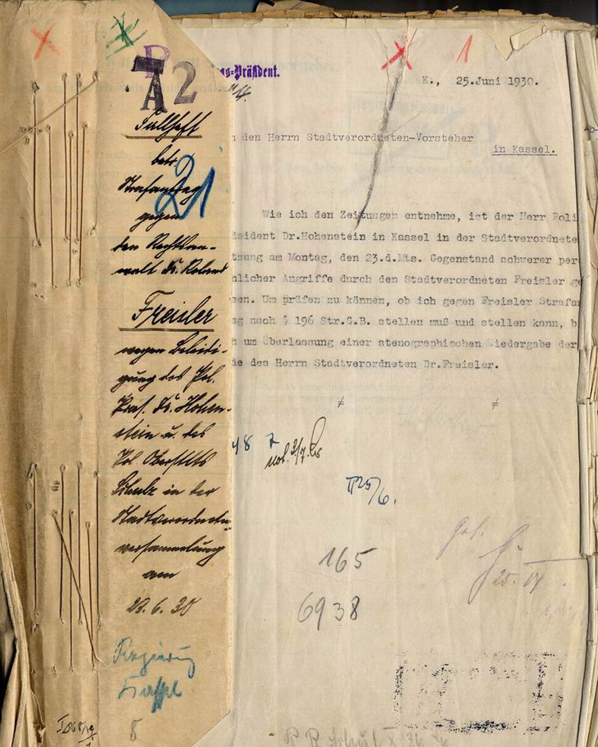 Amtliche Korrespondenz über die stenographische Niederschrift der Äußerungen Freislers aus der Stadtverordnetenversammlung vom 23. Juni 1930, Kassel, den 25. und 28. Juni 1930.
