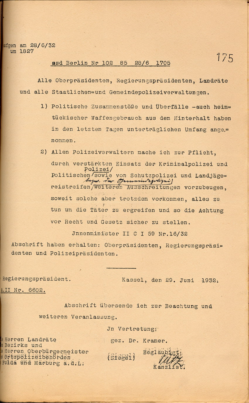 Mitteilung des Innenministers, dass politische Zusammenstöße in den letzten Tagen stark zugenommen haben und die Polizeikräfte deshalb verstärkt gegen solche vorgehen sollen, Berlin, den 28. Juni 1932.