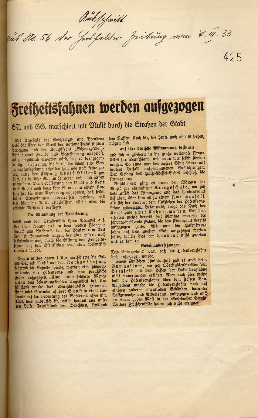 Zeitungsartikel der Hersfelder Zeitung "Freiheitsfahnen werden aufgezogen. SA und SS marschiert mit Musik durch die Straßen der Stadt", Hersfeld, den 7. März 1933.