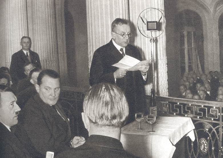 Eingabe führender Persönlichkeiten aus Wirtschaft und Industrie sowie großagrarischer Kreise an Reichspräsident von Hindenburg für die Berufung Adolf Hitlers, 19. November 1932