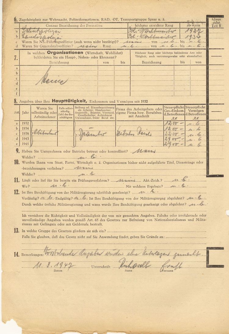 Meldebogen des und Spruchkammerurteil über den berüchtigten Gestapobeamten Ernst Richardt, 1948
