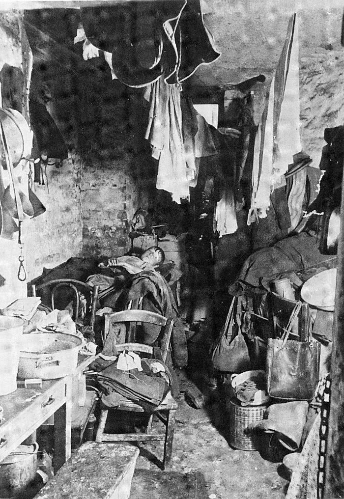 Notunterkunft für Flüchtlinge in Hanau, 1946