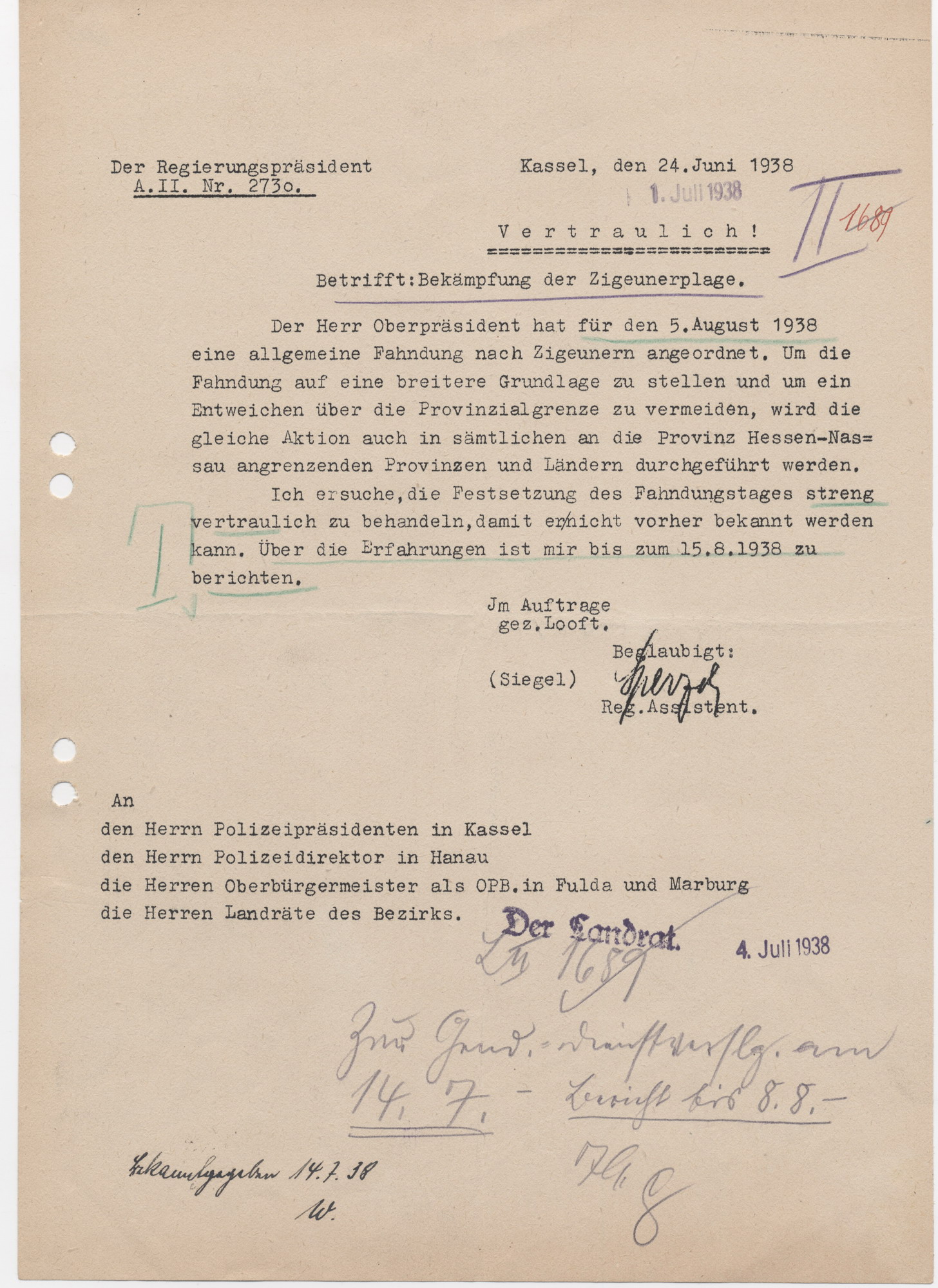 Vertrauliches Schreiben des Regierungspräsidenten an den Polizeipräsidenten in Kassel, Polizeidirektor in Hanau, die Oberbürgermeister und Landräte mit der Ankündigung einer Razzia gegen Sinti und Roma, 26. Juni 1938