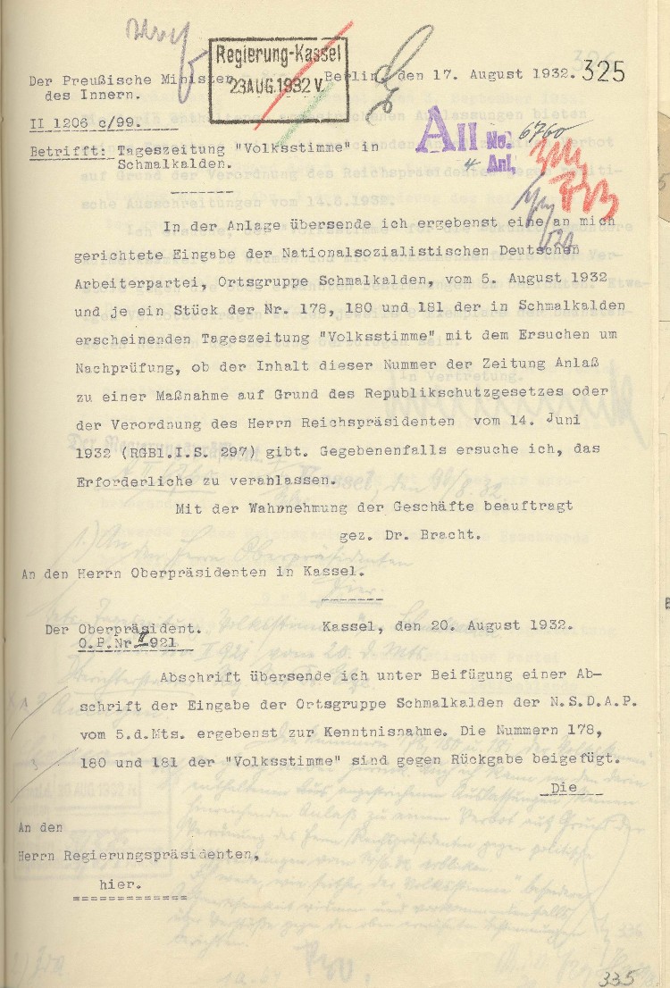 Anschreiben an den Oberpräsidenten in Kassel mit der Bitte um Prüfung des Ersuchens der NSDASP-Ortsgruppe Schmalkalden - nebst Antwort in Form der Ablehnung eines Verbotsantrags durch den Oberpräsidenten mit Datum vom 20. Aug. 1932