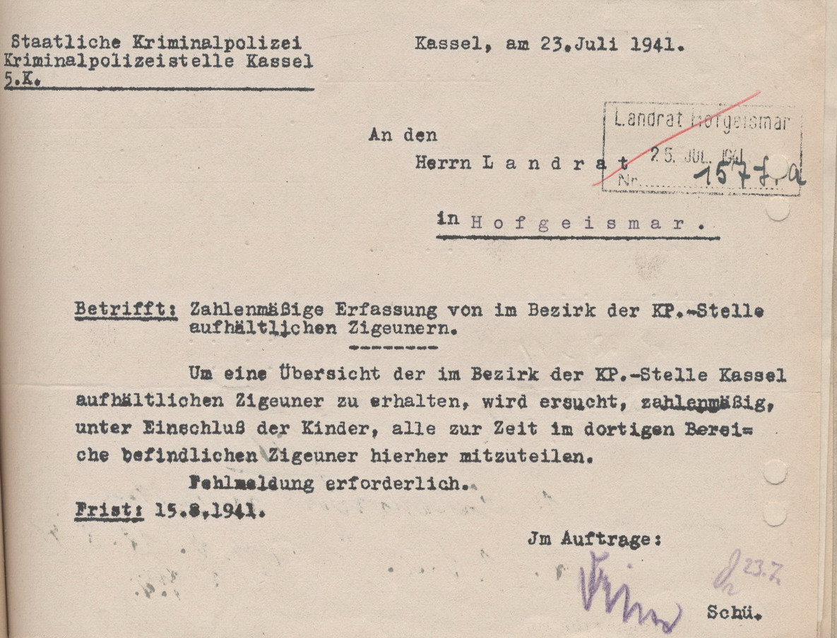 Schreiben der Kriminalpolizeistelle Kassel an den Landrat in Hofgeismar zur zahlenmäßigen Erfassung der Sinti und Roma im Kreis, 23. Juli 1941