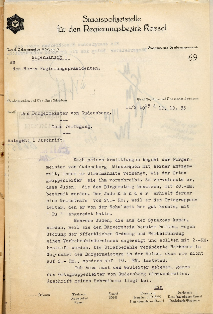 Beschwerde der Staatspolizeistelle über den Bürgermeister von Gudensberg, Adam Brede, wegen Amtsmissbrauch und Diskriminierung von jüdischen Einwohnern, Kassel, den 10. Oktober 1935.