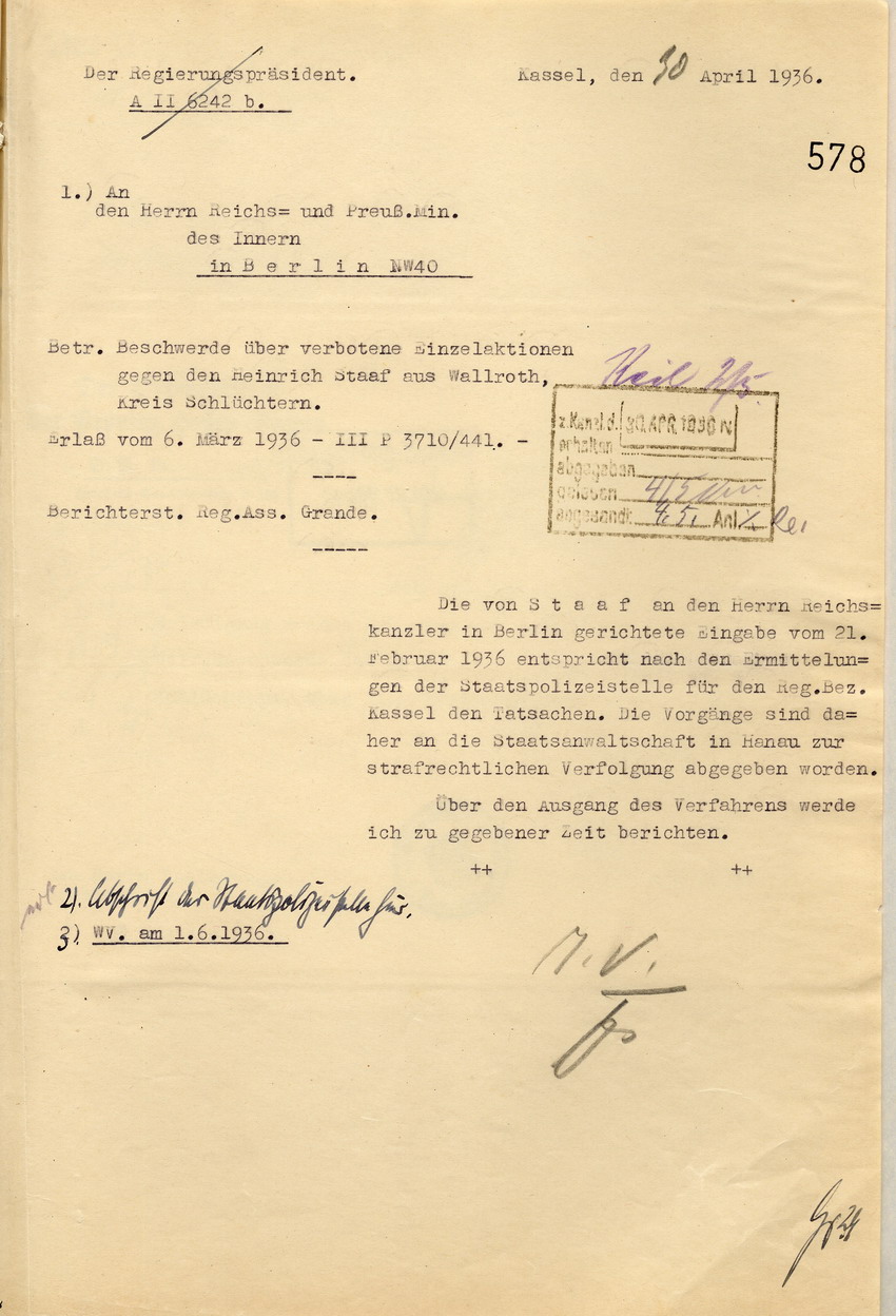 Mitteilung des Regierungspräsidenten zu der Beschwerde Heinrich Staafs wegen Demütigung und Misshandlungen, nachdem er bei einem jüdischen Händler Stoff gekauft hatte, Kassel, den 30. April 1936.