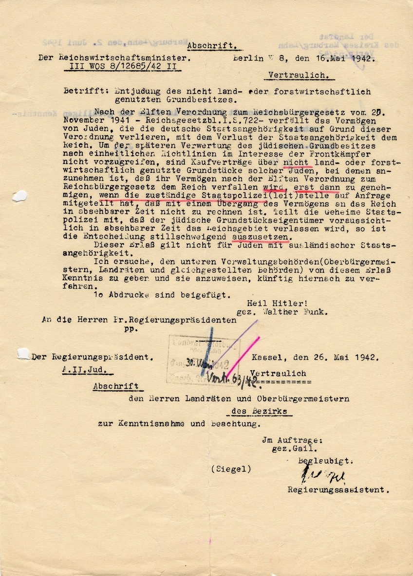 Schreiben des Reichswirtschaftsministers Walther Funk an die Regierungspräsidenten betreffend die "Entjudung des nicht land- oder forstwirtschaftlich genutzten Grundbesitzes". Berlin, 08. Mai 1942