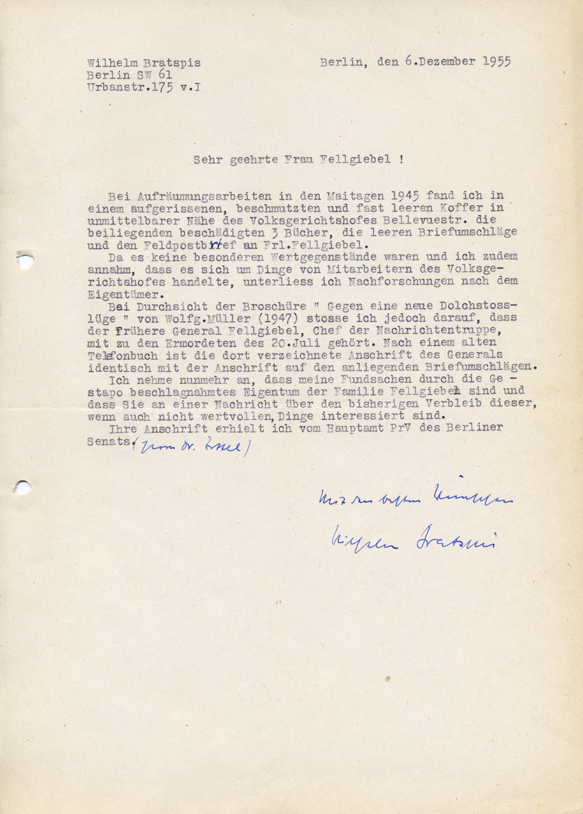 Schreiben von Wilhelm Bratspis an Cläre Fellgiebel betreffend im Mai 1945 gefundenen Koffer General Fellgiebels, 06. Dezember 1955
