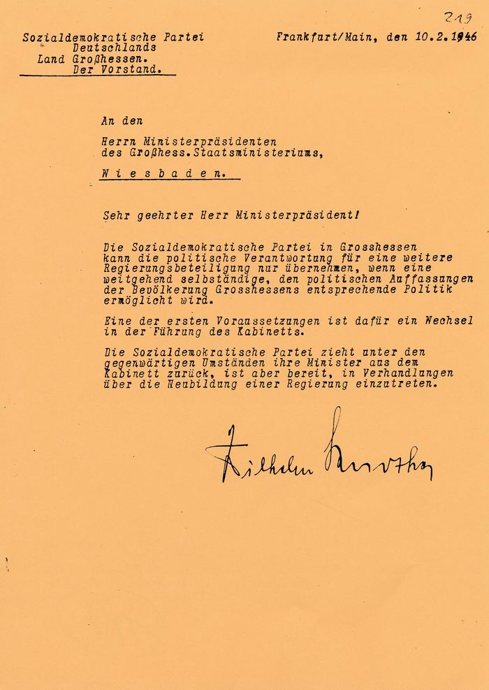 Schreiben des SPD-Vorsitzenden W. Knothe an Ministerpräsident K. Geiler vom 10. Februar 1946, dass die SPD-Minister aus der Regierung zurückgezogen werden.
