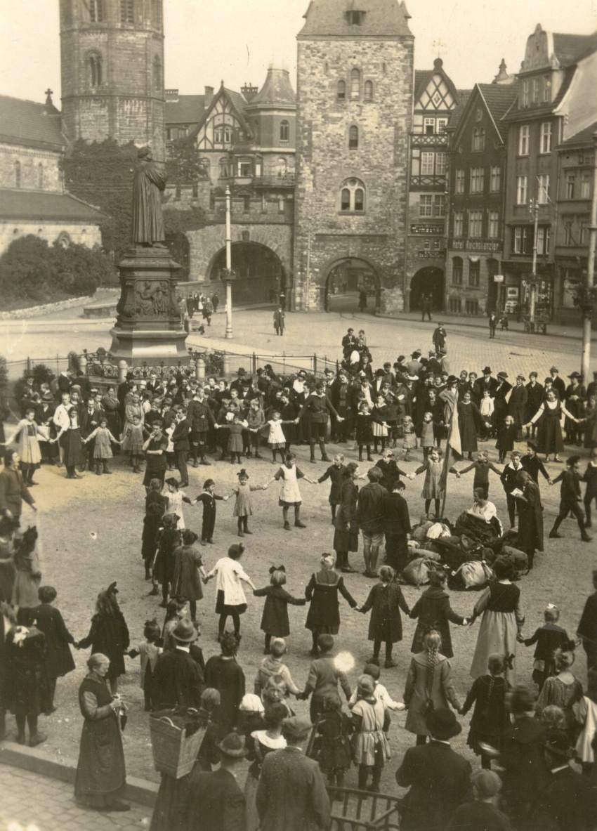 Das Volk zum Tanzen bringen: die Neue Schar unter Friedrich "Muck" Lamberty in Eisenach 1920