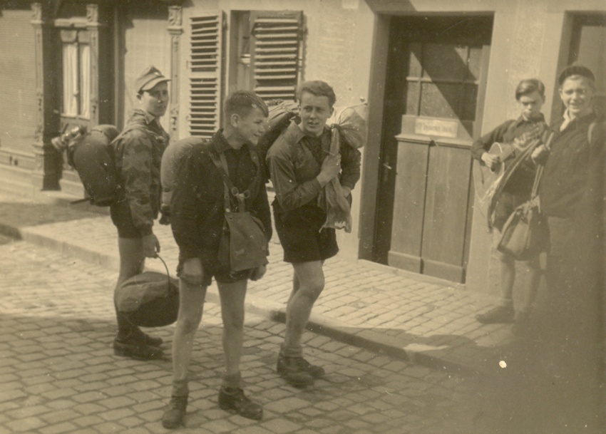 Pfadfindergruppe der Sturmreiter auf Wanderfahrt, 1946