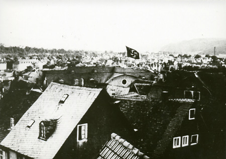 Artikel der OZ betr. Flaggenstreit zwischen SA und dem Oberbürgermeister vom 10. März 1933.