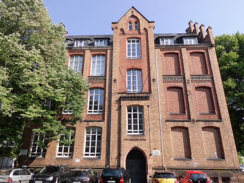 Schulstraße: Schule und Jugend im NS Schulstraße: Schule und Jugend im NS
