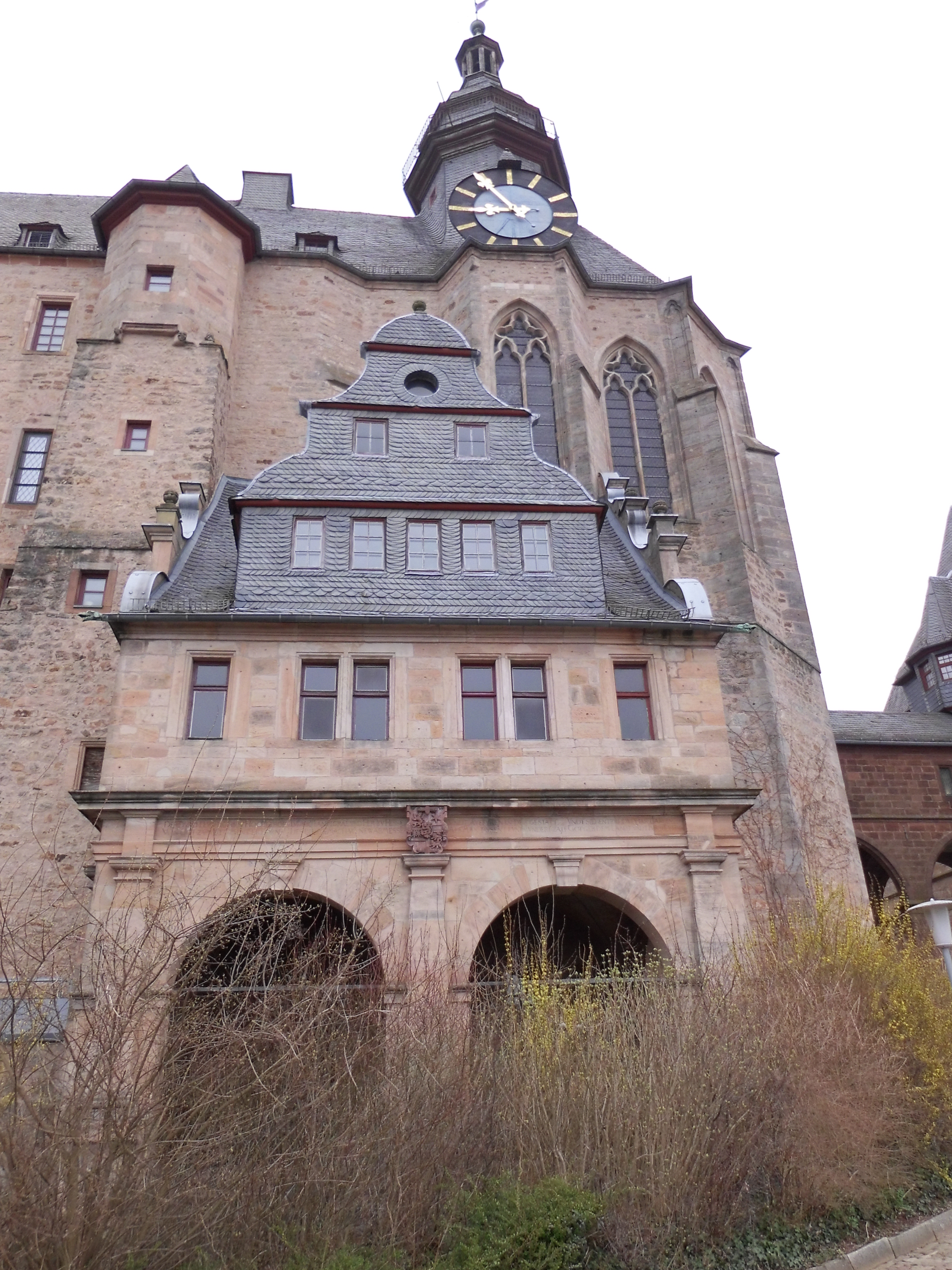 Leben in der mittelalterlichen Stadt Marburg Leben in der mittelalterlichen Stadt Marburg