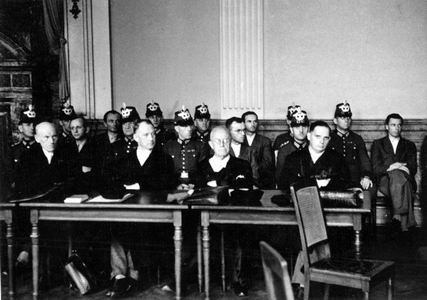 Die Verschwörer vor dem Volksgerichtshof Die Verschwörer vor dem Volksgerichtshof