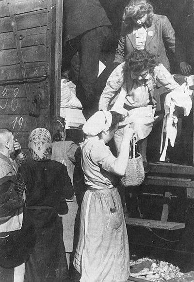 Zusammenstehen in der Not: 2.5. Aufnahme der Vertriebenen Zusammenstehen in der Not: 2.5. Aufnahme der Vertriebenen